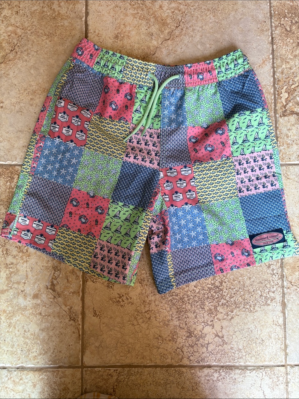NWOT Boys Small Vineyard Vines Patchwork Print Swim Shorts - Multicolor
